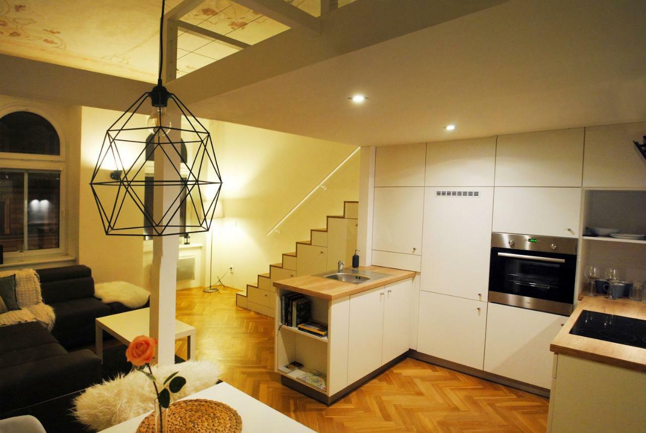 Apartments Centre In Style Olomouc Eksteriør billede
